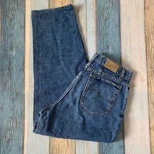 Women’s vintage Lee high waisted mom jeans